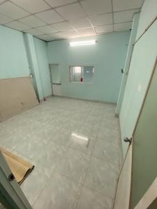 Cần bán gấp Nhà mặt tiền đường Văn Thân Q6, DT 60m2, vị trí đắc địa, Giá nhỉn 8 tỷ